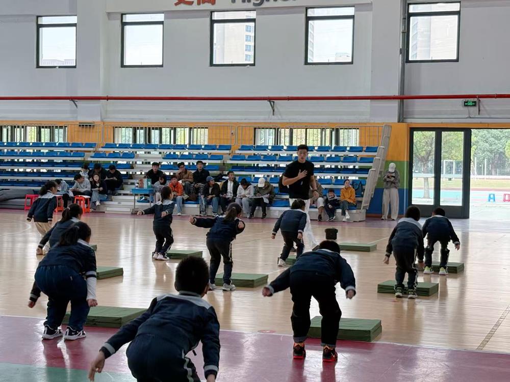 65e4c7481cc64bef8e105c54f11e114d.jpg 65e4c7481cc64bef8e105c54f11e114d.jpg